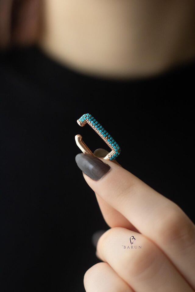 Mavi Firuze Taşlı Dikdörtgen Model Gümüş Kıkırdak Küpe-Rose