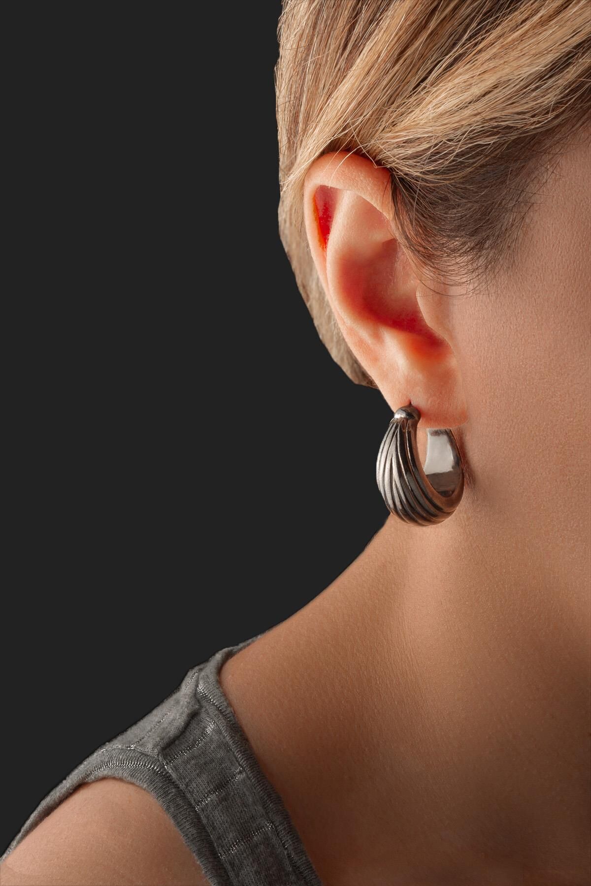 Bombeli Küpe - Siyah