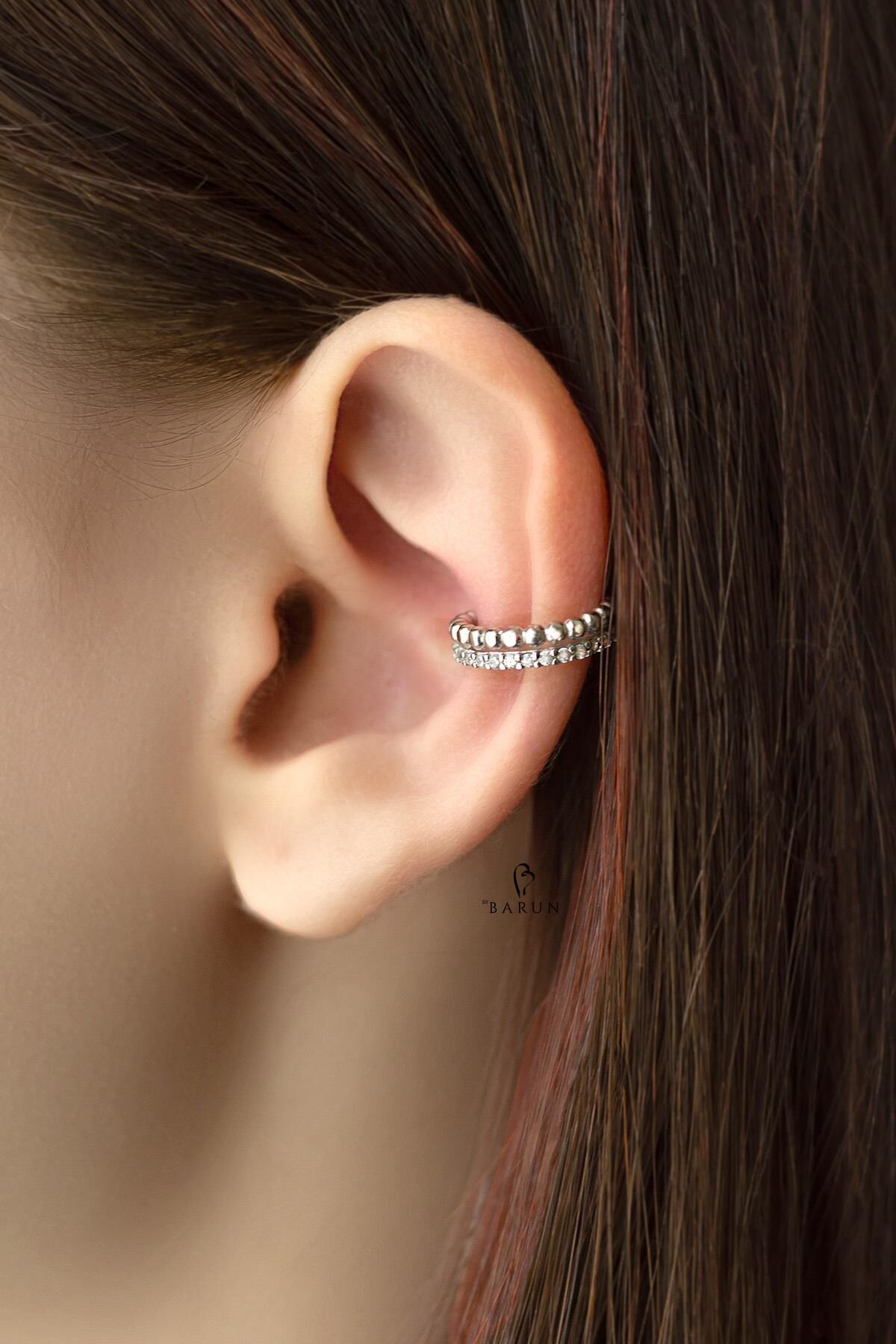 Gümüş Rengi Yuvarlak Burgu  Çift Gümüş Kıkırdak Küpe