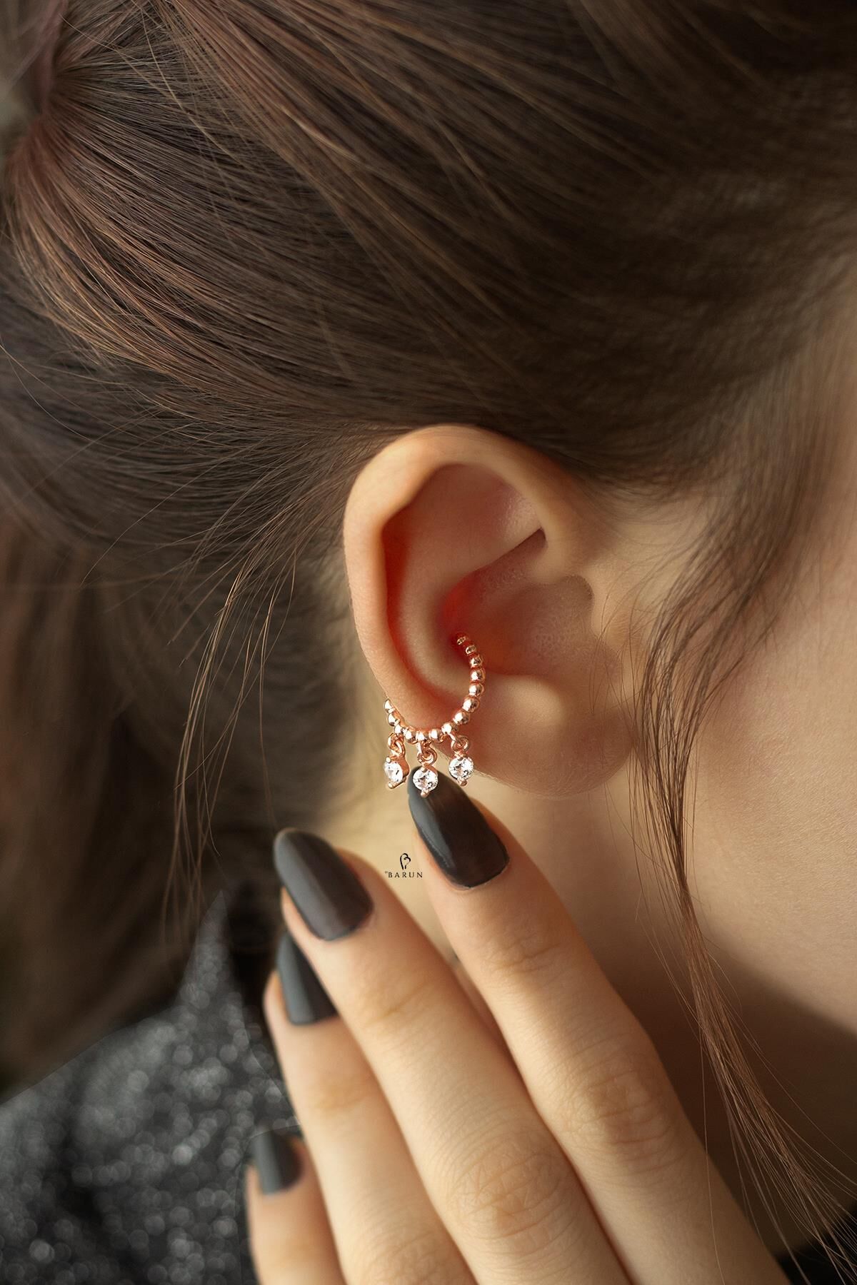 Üç Beyaz Taşlı Burgu Gümüş Kıkırdak Küpe -Rose