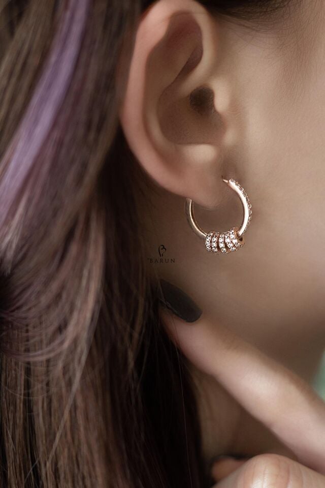 Beyaz Taşlı Beşli Halka Gümüş Küpe-Rose