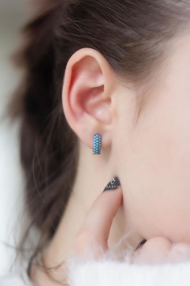 Mavi Firuze Taşlı Oval Gümüş Küpe-Rose