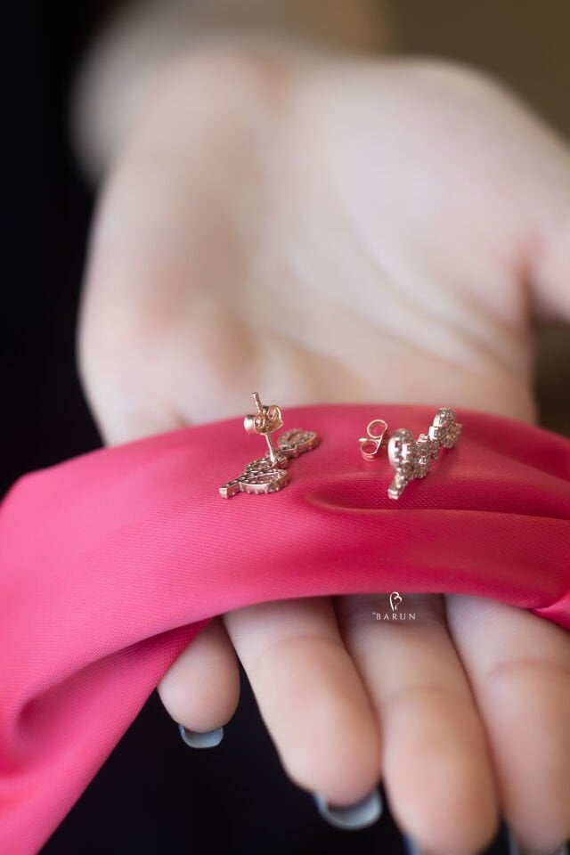 Love Aşk Yazılı Taşlı Gümüş Küpe-Rose