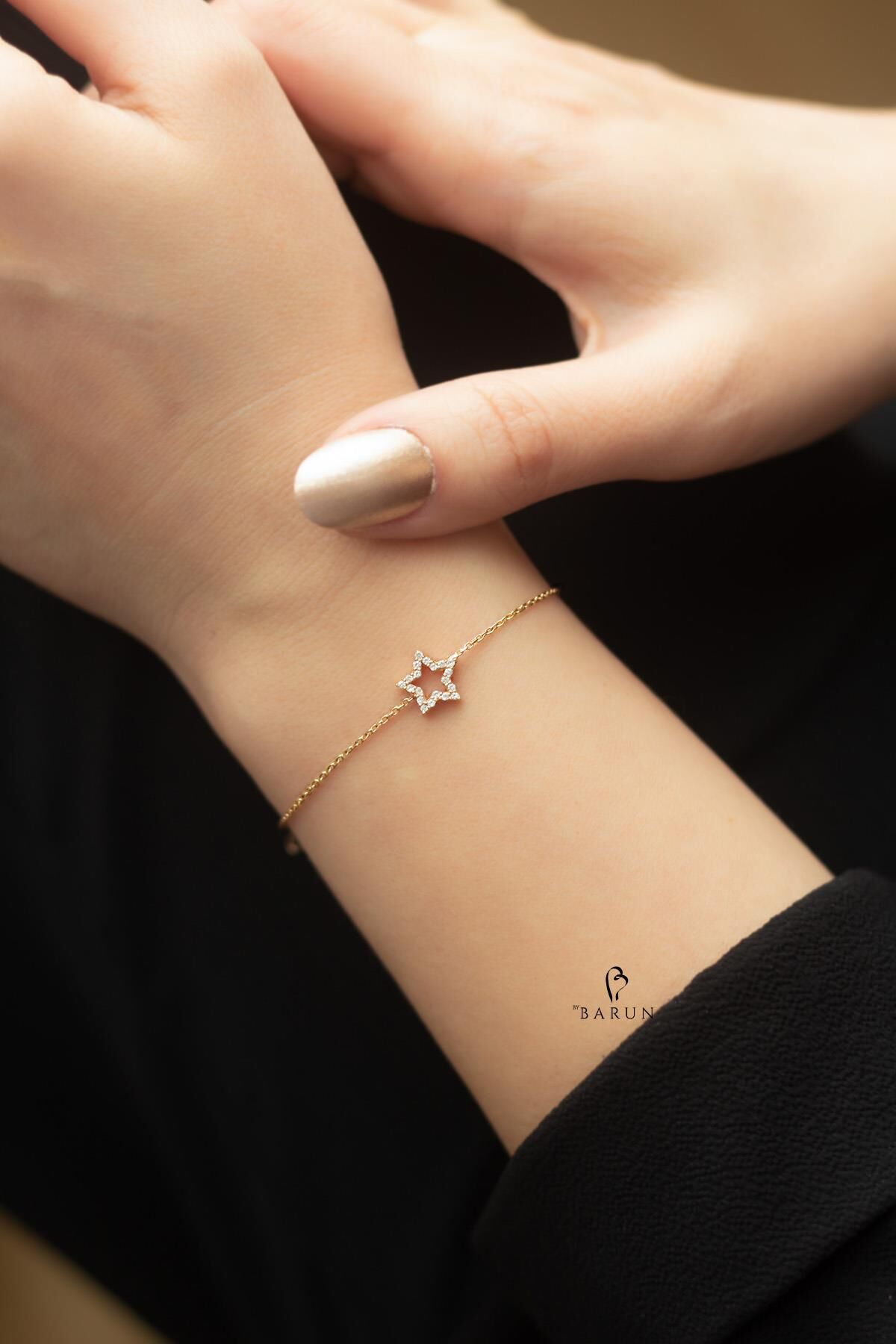 Sarı Renk Beyaz Taşlı Yıldız Gümüş Bileklik