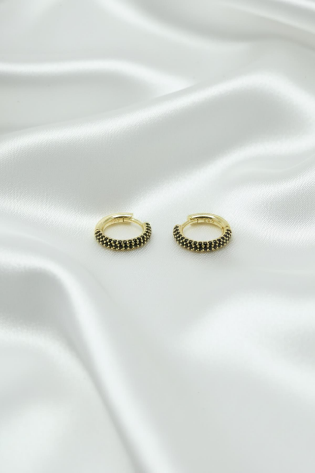 Yuvarlak Siyah Taşlı Gümüş Halka Küpe-Rose