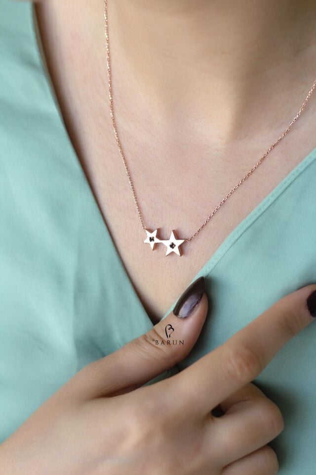 Siyah Taşlı İkili Gümüş Yıldız Kolye