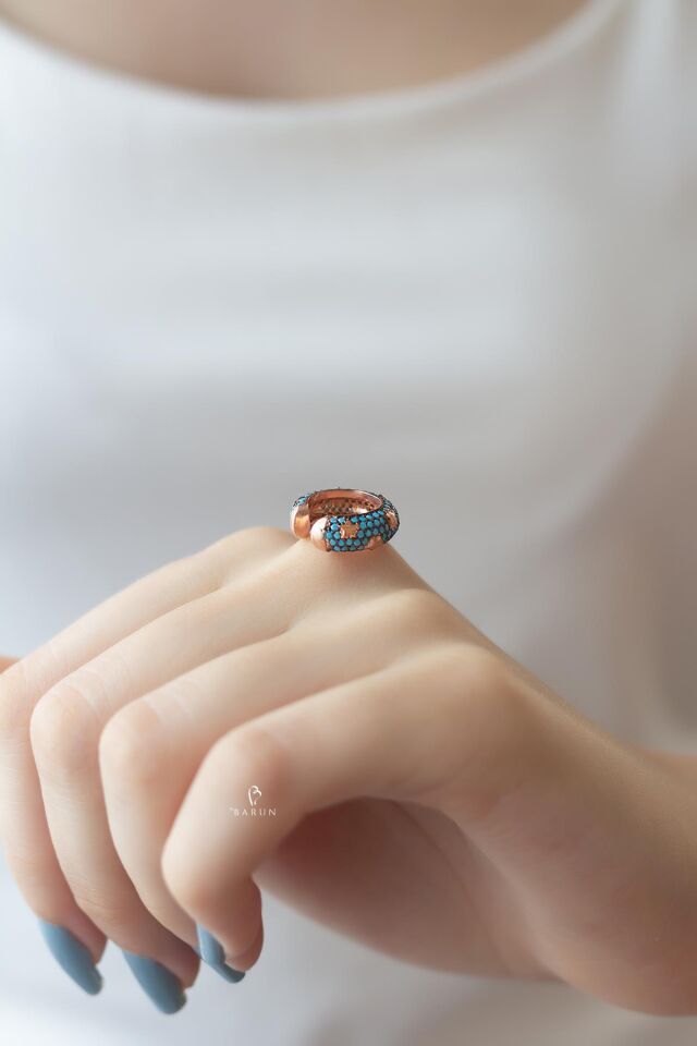 Yıldızlı Firuze Mavi Taşlı Kalın Halka Kıkırdak Küpe-Rose