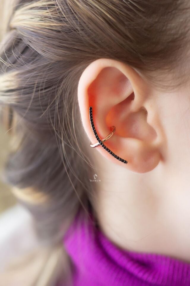 Siyah Taşlı 925 Ayar Gümüş Yay Kıkırdak Küpe-Rose