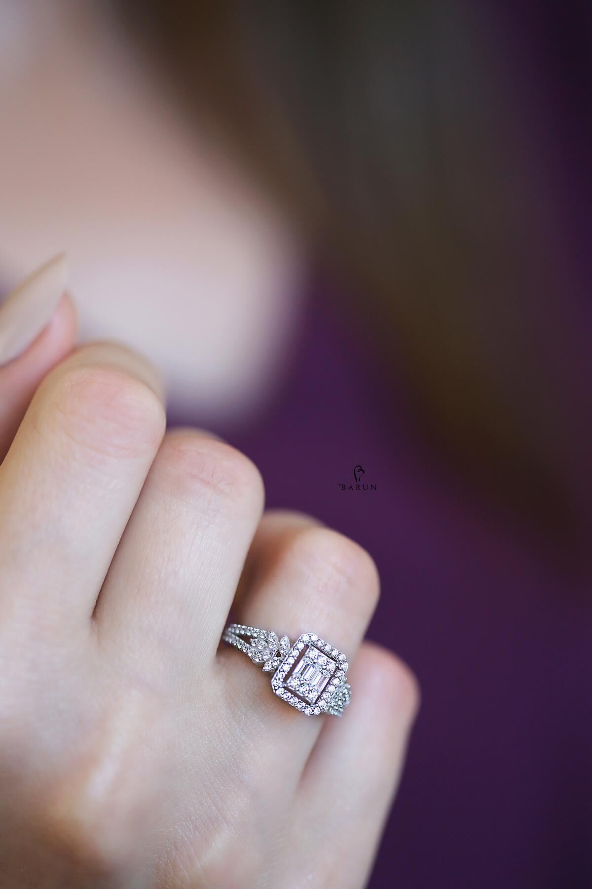 Gümüş Rengi Beyaz Taşlı 925 Ayar Pırlanta Model Yuvarlak  Baget Gümüş Yüzük