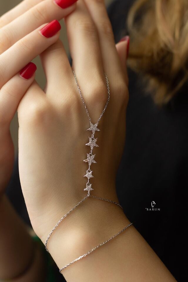 Sıralı Yıldız Beyaz Taşlı Sarı Renk 925 Ayar Gümüş Şahmeran