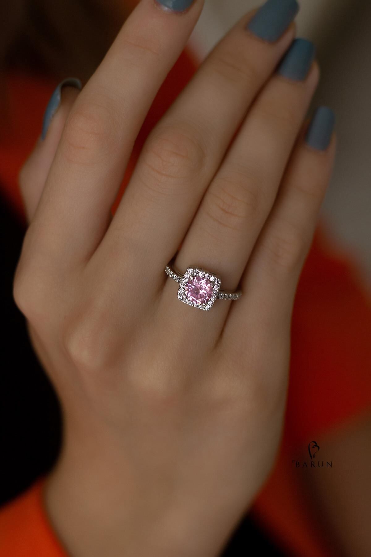 Yuvarlak Baget Taşlı Pırlanta Model 925 Ayar Gümüş Yüzük YZ-0048