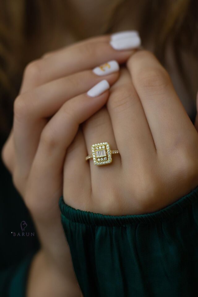 Baget Taşlı Pırlanta Model 925 Ayar Gümüş Yüzük YZ-0051