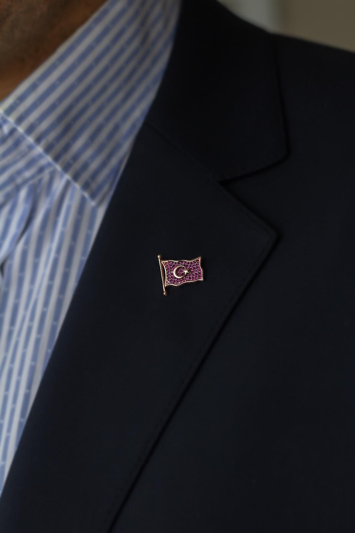 Türk Bayrağı Rozeti,Ay Yıldız Dalgalanan 925 Ayar Gümüş Ufak Yaka Rozeti