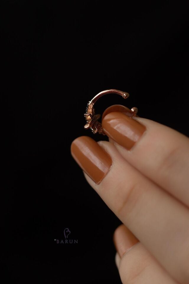 Kuzey Yıldızı Model Siyah Taşlı Halka 925 Ayar Sıkıştırma Kıkırdak Küpe Earcuff