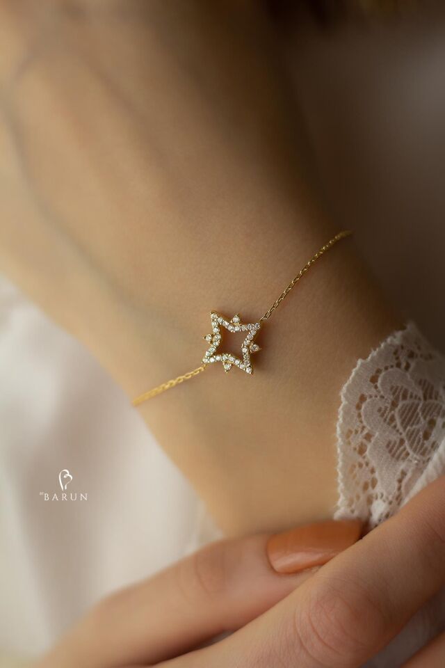 Yıldız Model Gümüş Bileklik Beyaz Yuvarlak Taşlı 925 Ayar Bileklik