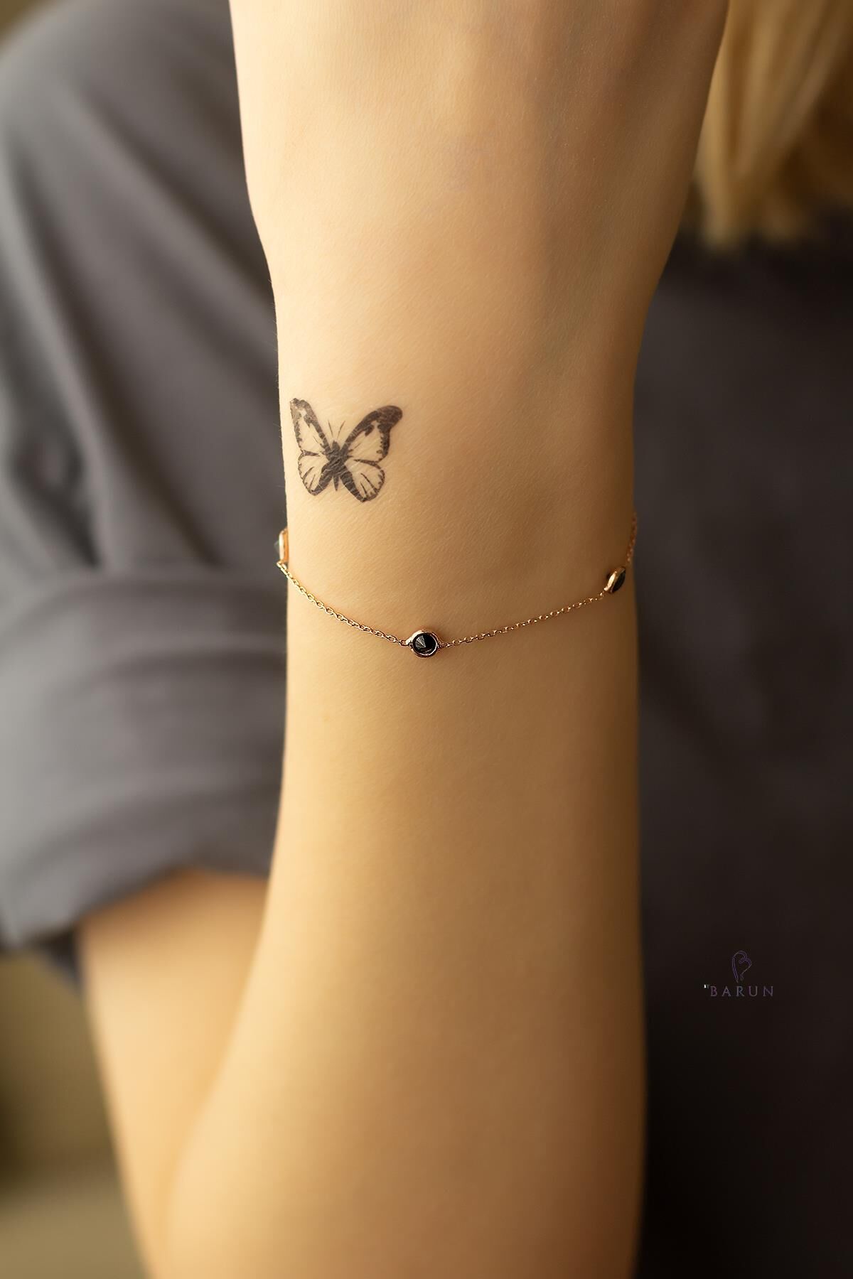 Renkli ve Siyah Yuvarlak Sıra Taşlı 925 Ayar Gümüş Zincir Bileklik