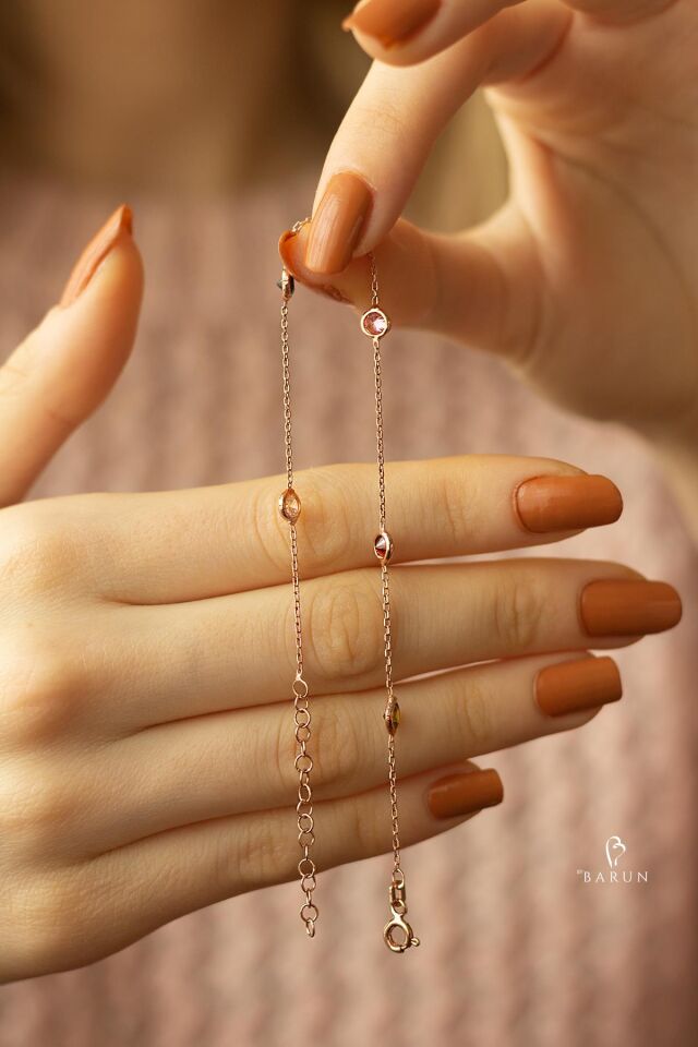 Renkli ve Siyah Yuvarlak Sıra Taşlı 925 Ayar Gümüş Zincir Bileklik