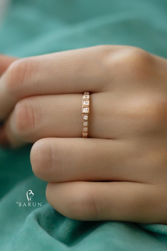 Beyaz Kare Taşlı Baget Model 925 Ayar Ayarlanabilir Gümüş Yüzük