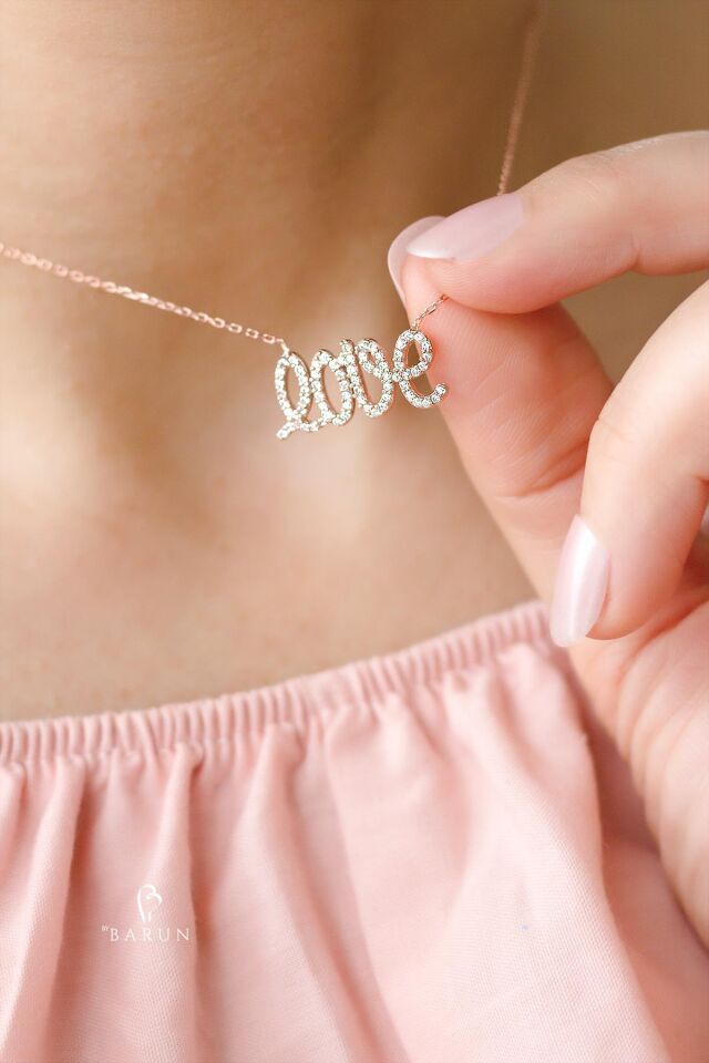 Love Model Zirkon Taşlı 925 Ayar Gümüş Aşk Kolye