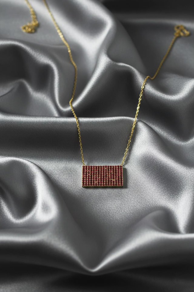 Mor Plakalı Kolye - Rose