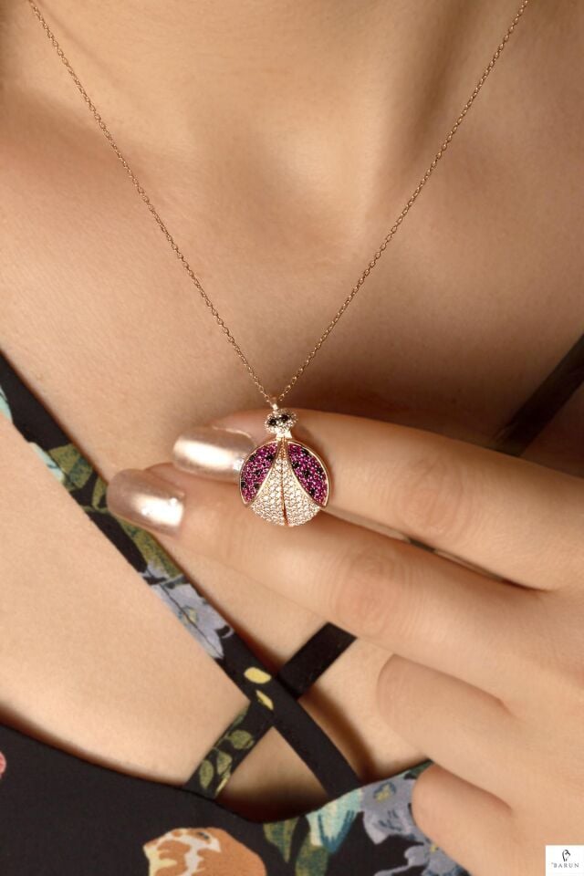 Mor Uğur Böcekli Kolye - Rose