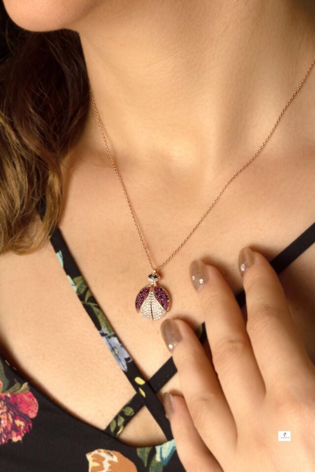 Mor Uğur Böcekli Kolye - Rose