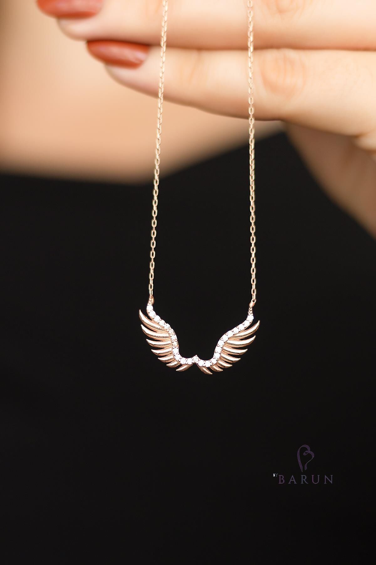 Melek Kanadı Beyaz Taşlı 925 Ayar Gümüş Kolye