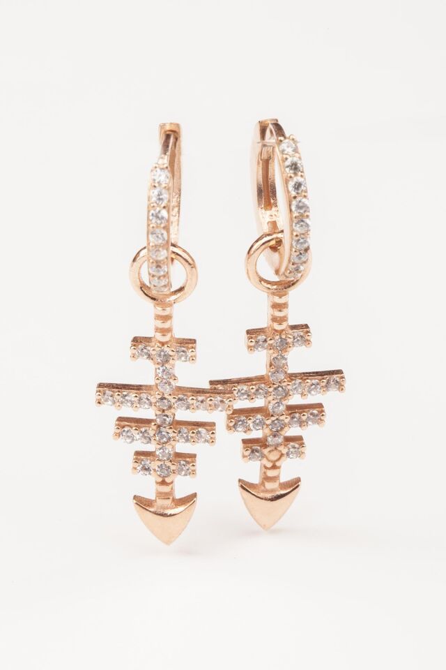 Balık Kılçığı Model Beyaz Taşlı 925 Ayar Gümüş Küpe