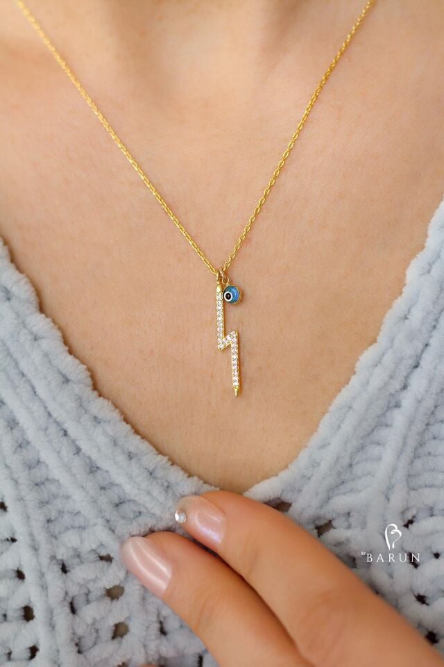 Beyaz Taşlı Şimşek Yıldırım Model 925 Ayar Gümüş Kolye