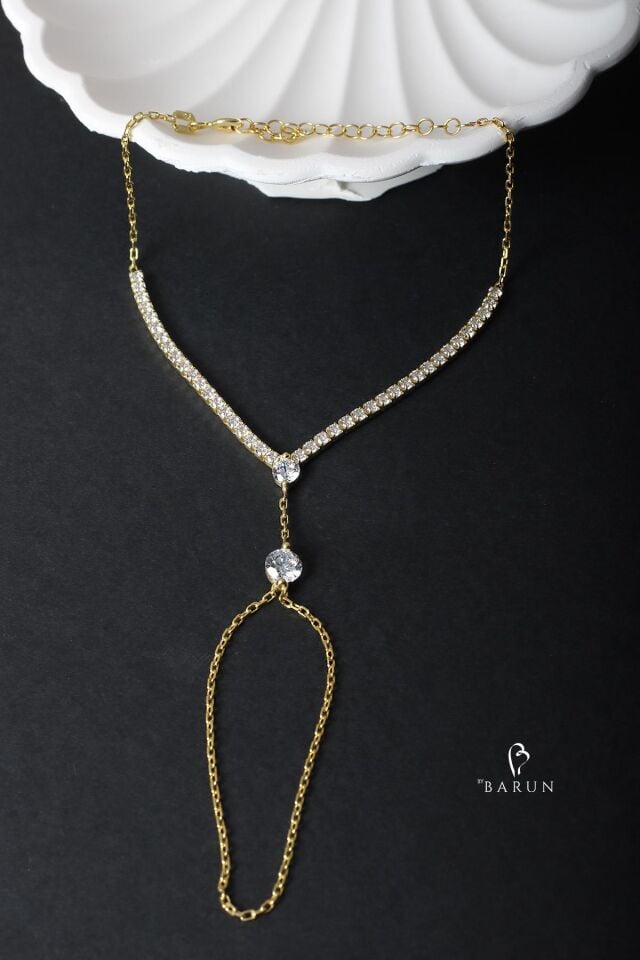 Beyaz Taşlı El Zinciri Gümüş Şahmeran Zirkon Taşlı 925 Ayar