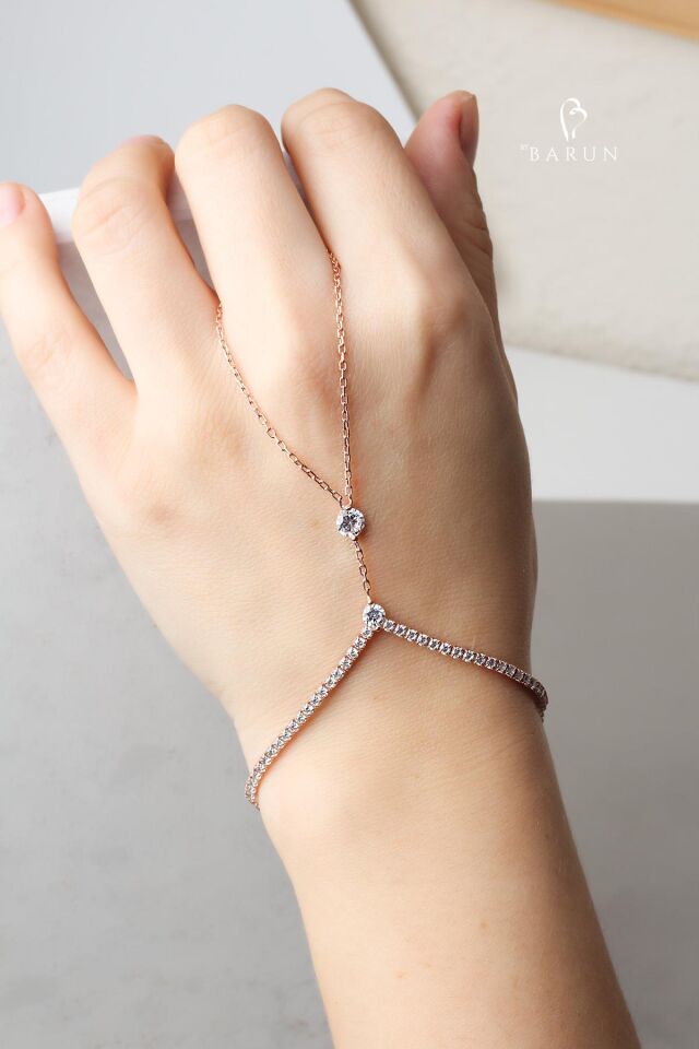 Beyaz Taşlı El Zinciri Gümüş Şahmeran Zirkon Taşlı 925 Ayar