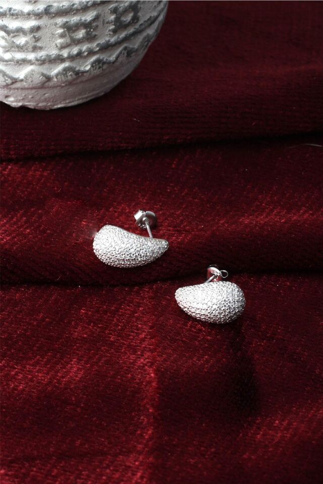 Damla Gözyaşı Model Beyaz Zirkon Taşlı 925 Ayar Çivili Gümüş Küpe