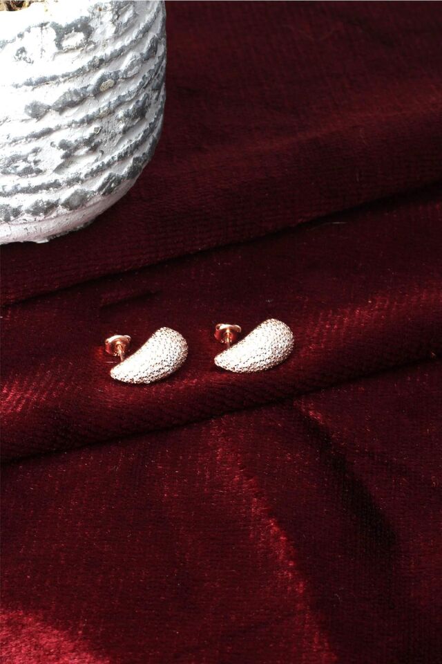 Damla Gözyaşı Model Beyaz Zirkon Taşlı 925 Ayar Çivili Gümüş Küpe