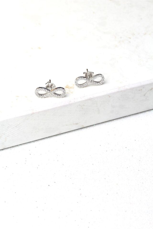 Sonsuzluk Küpe Zirkon Taşlı Beyaz 925 Ayar Çivili Gümüş Küpe