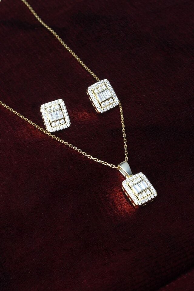 Baget Kolye Küpe Set 925 Ayar Yuvarklak Beyaz Taşlı Zirkon Gümüş Set
