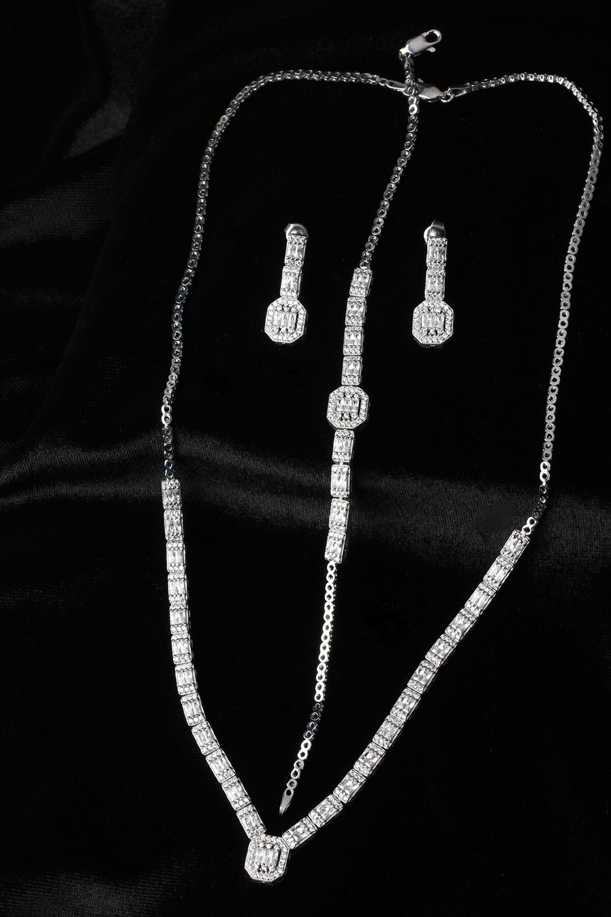 Baget Kare Kolye Küpe Bileklik Set 925 Ayar Zirkon Taşlı Abiye Düğün Kına Nişan Su Yolu Gümüş Zincir Set ST-0009