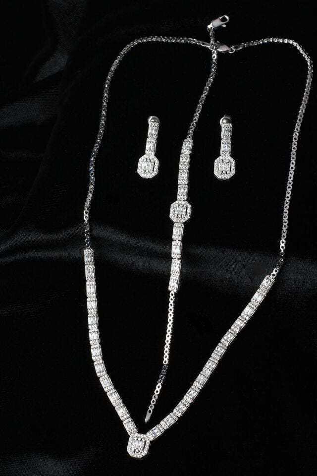 Baget Kare Kolye Küpe Bileklik Set 925 Ayar Zirkon Taşlı Abiye Düğün Kına Nişan Su Yolu Gümüş Zincir Set ST-0009