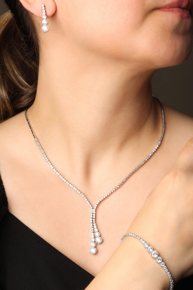 Su Yolu Yuvarlak Kolye Küpe Bileklik Set 925 Ayar Zirkon Taşlı Beyaz Silver Abiye Düğün Nişan Kına Gümüş Zincir Set