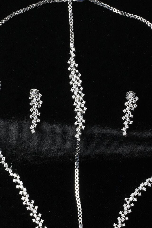 Su Yolu Yuvarlak Kolye Küpe Bileklik Set 925 Ayar Zirkon Taşlı Beyaz Silver Abiye Düğün Nişan Kına ST-0003