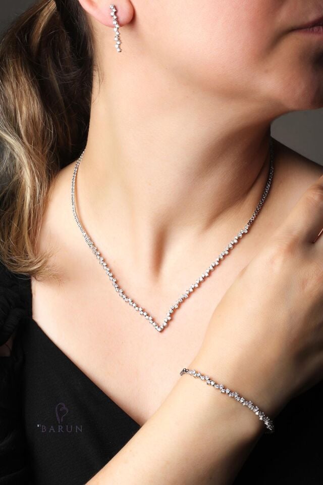 Su Yolu Yuvarlak Kolye Küpe Bileklik Set 925 Ayar Zirkon Taşlı Beyaz Silver Abiye Düğün Nişan Kına ST-0002