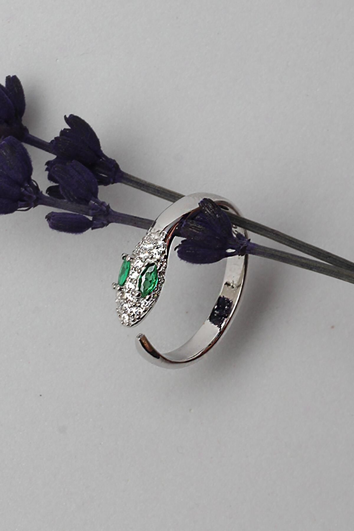 Ayarlanabilir Yılan Model Yüzük Zirkon Taşlı Zümrüt Yeşil  Rengi 925 Ayar Gümüş Yüzük