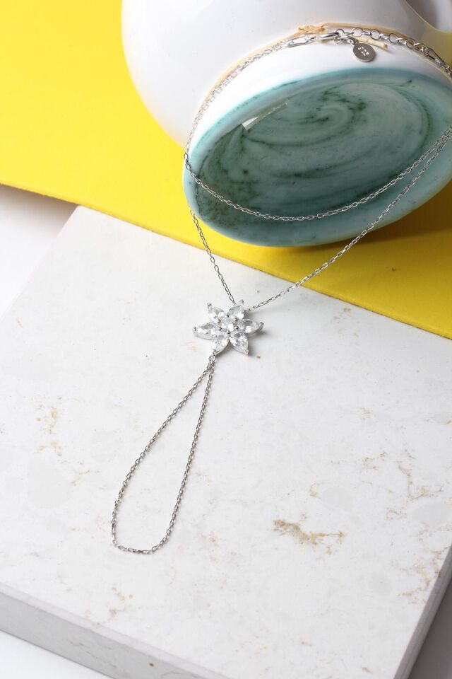 Şahmeran El Zinciri Yıldız Zirkon Taşlı Silver 925 Ayar Gümüş