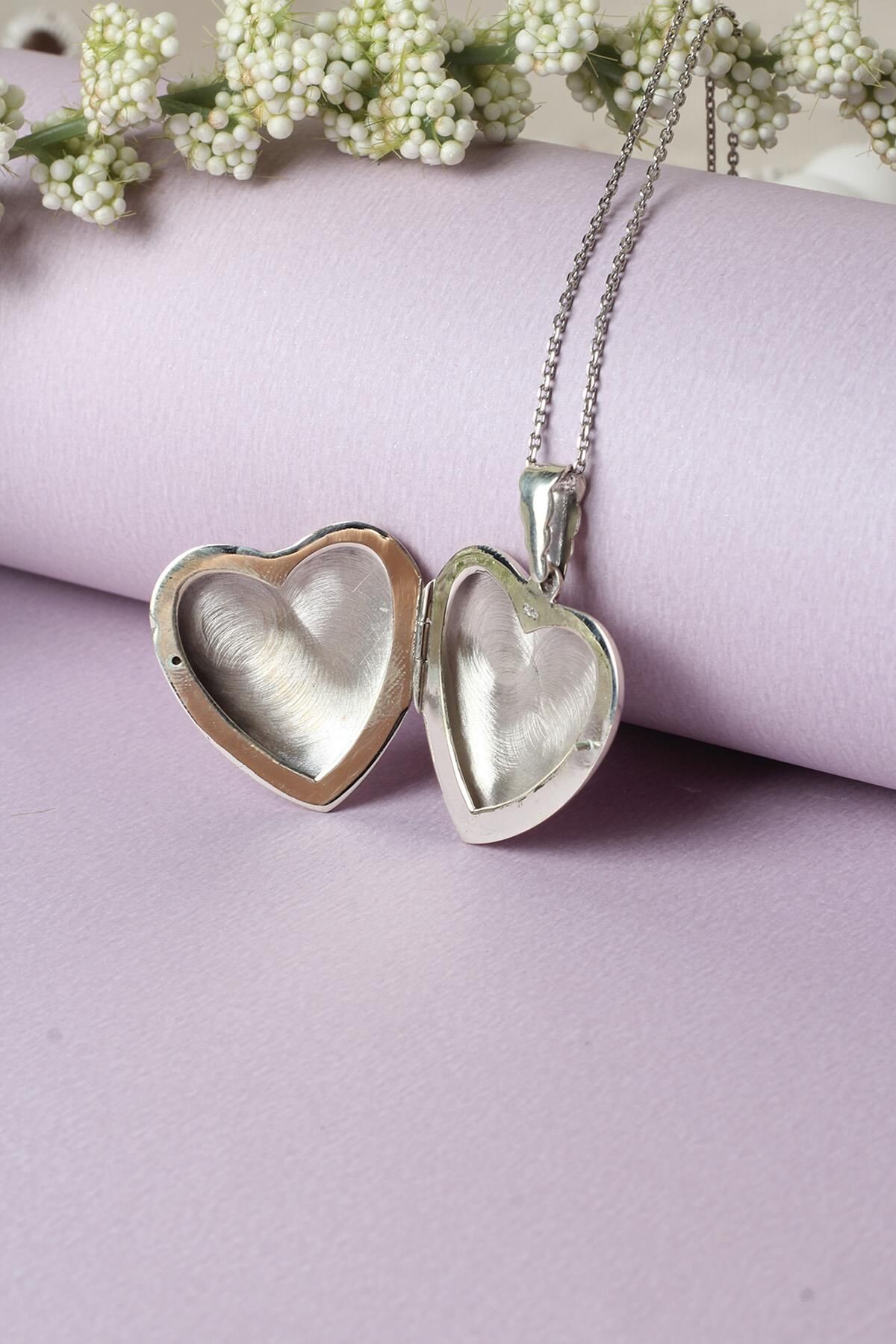 Resimlik Kolye Kalp Bonbeli Madalyon Gümüş Zincir 925 Ayar Kolye