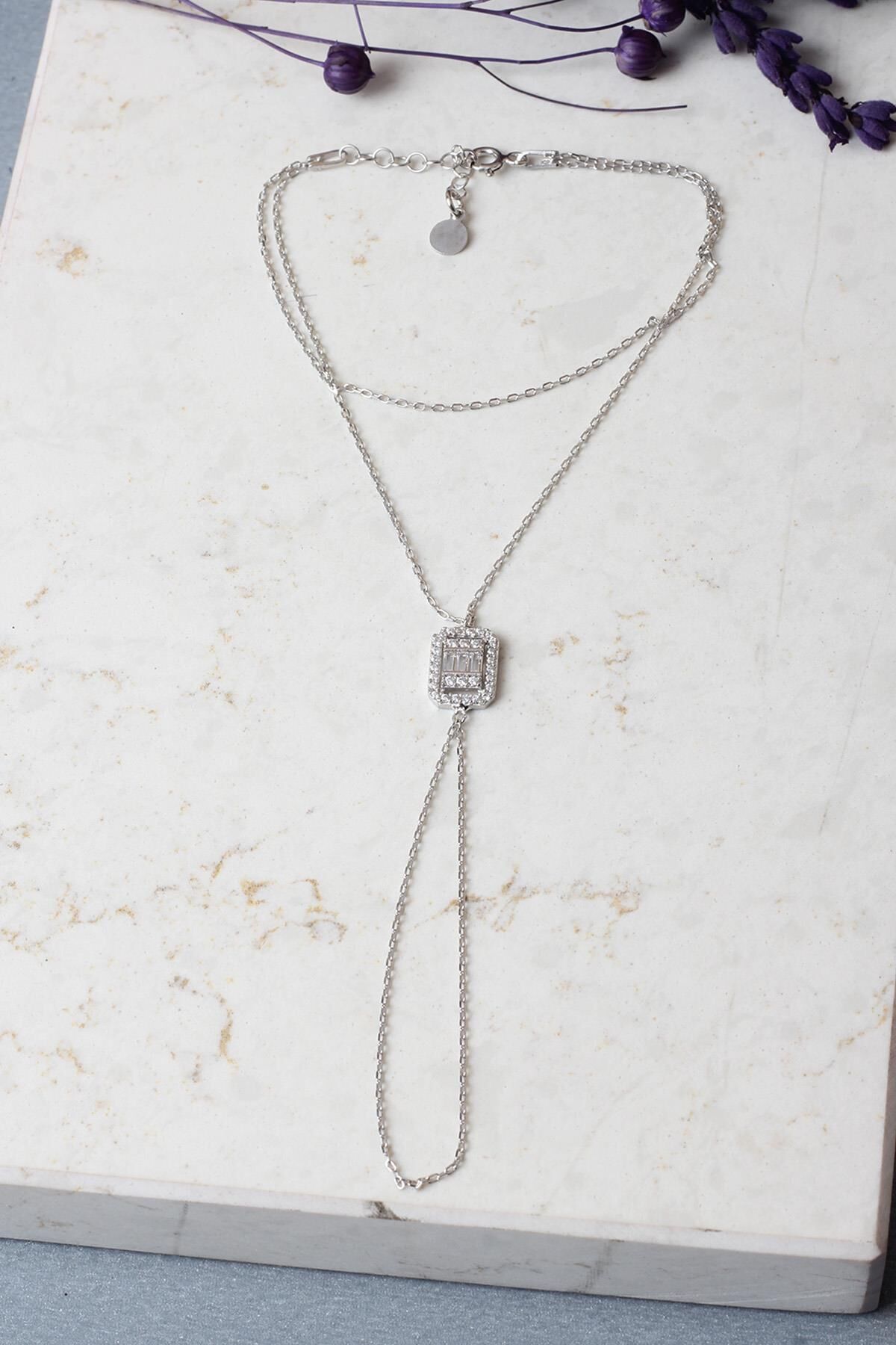 Şahmeran El Zinciri Kare Zirkon Taşlı 925 Ayar Gümüş