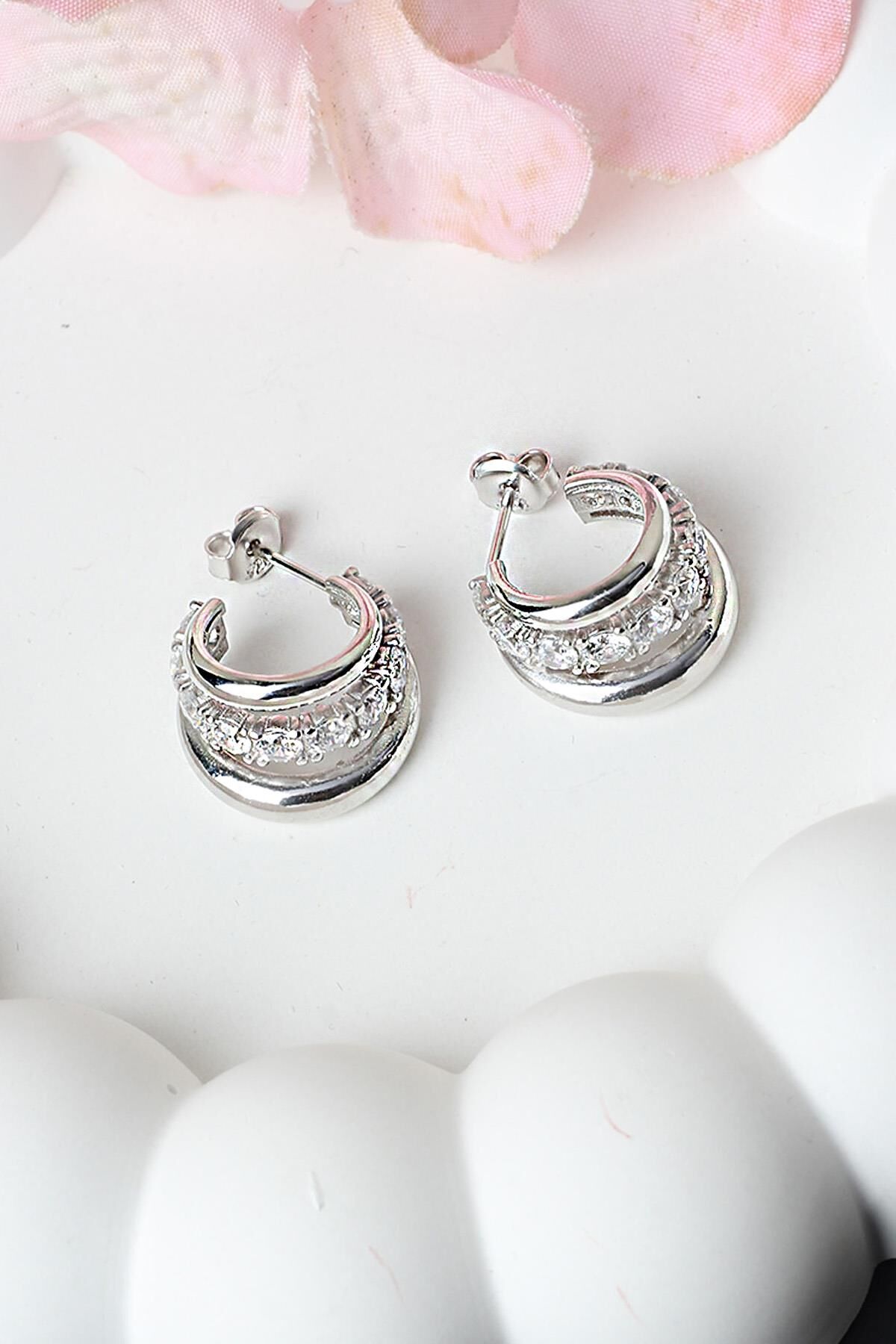 Halka Küpe Beyaz Silver Zirkon Taşlı 925 Ayar Gümüş Küpe