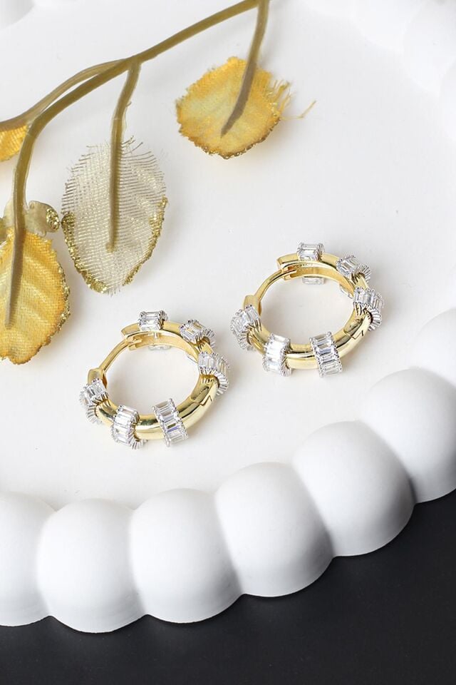 Halka Baget Silver Beyaz Zirkon Taşlı 925 Ayar Gümüş Küpe