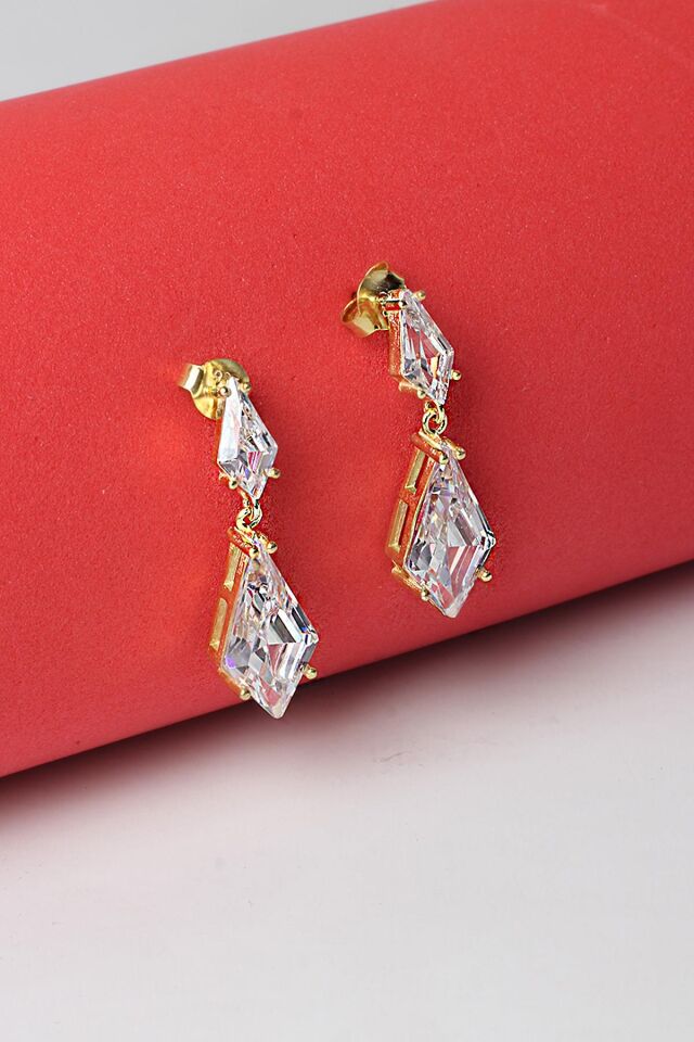 Sallantılı Küpe Üçgen 925 Ayar Zirkon Taşlı Beyaz Silver Civili Geçmeli Gümüş Küpe