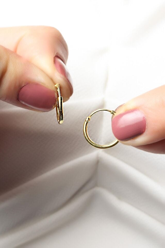 Halka Küpe Geçmeli 925 Ayar Gümüş Yuvarlak Silver Küpe