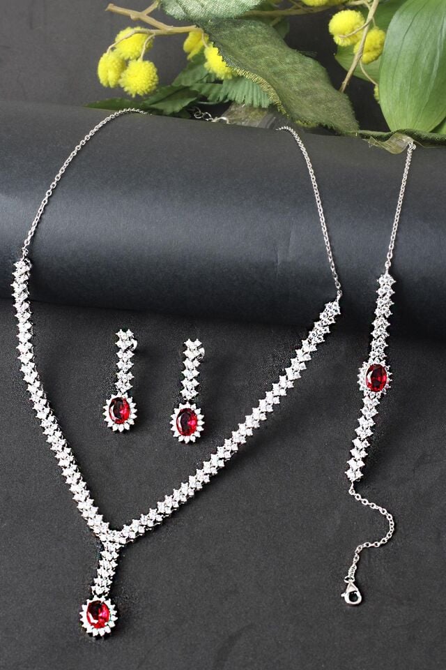 Gümüş Set Gerdanlık Kolye Küpe Bileklik Yakut Zümrüt Safir 925 Ayar Zirkon Taşlı Beyaz Silver Zincirli Set Özel Günler Düğün Nişan Kına Abiye Set