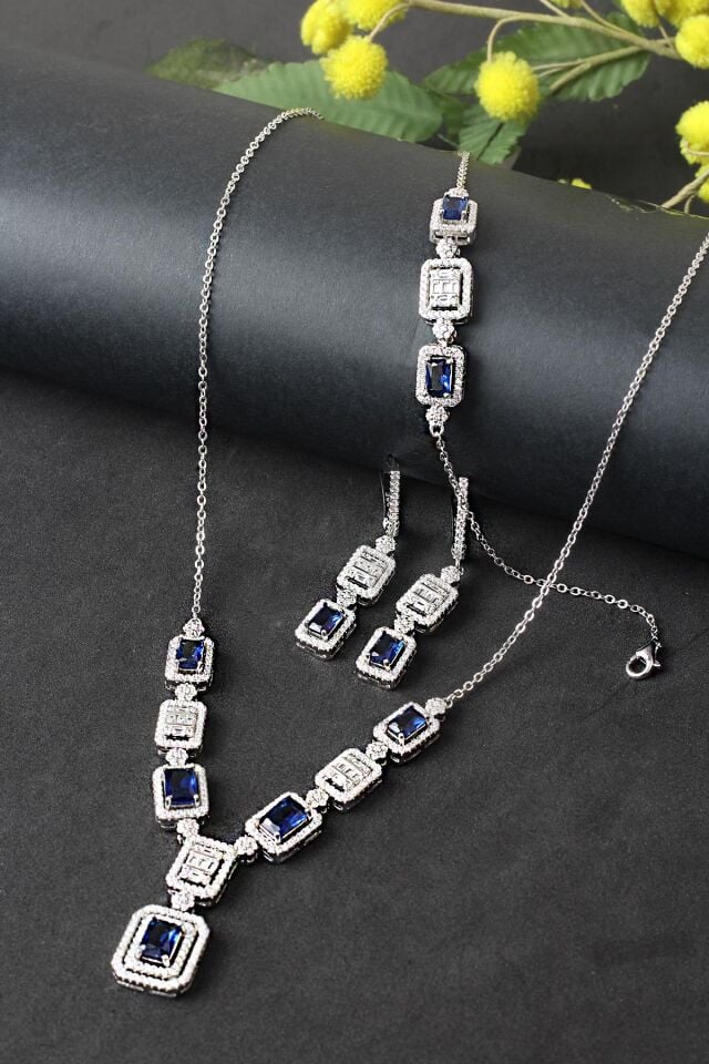 Gümüş Set Gerdanlık Kolye Küpe Bileklik Safir Zümrüt Yakut 925 Ayar Gümüş Zincirli Set Zirkon Taşlı Beyaz Silver Özel Günler İçin Düğün Kına Nişan Abiye Set